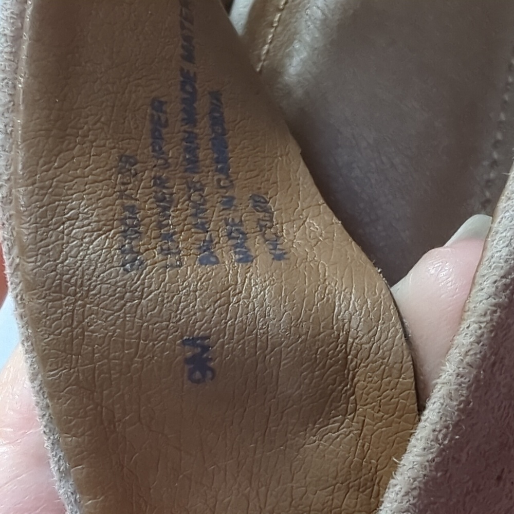 Sofft, Coryn, Taupe Suede Sandals. Size 9 - Picture 10 of 11